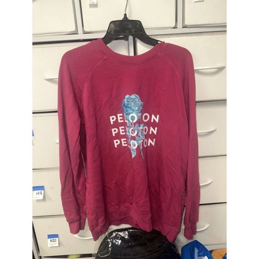 Peloton Women's Sz M Pink Oversized Crewneck Sweatshirt‎ Pullover Logo Floral